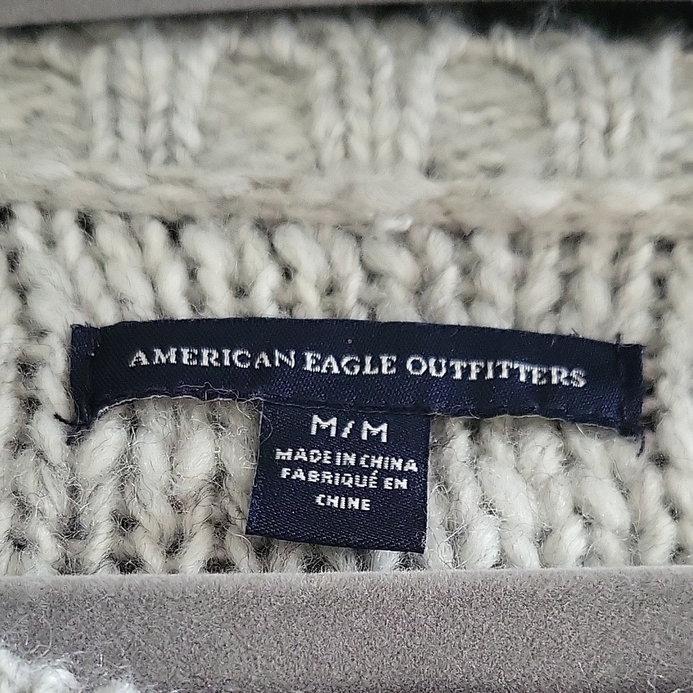 American Eagle Outfitters Light Gray Knit Sweater – Women’s Medium - Picture 2 of 11